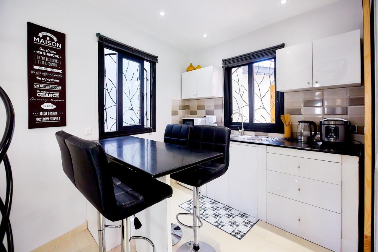 Tranokely Apartment อันตานานารีโว ภายนอก รูปภาพ