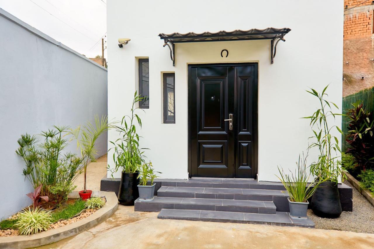 Tranokely Apartment อันตานานารีโว ภายนอก รูปภาพ